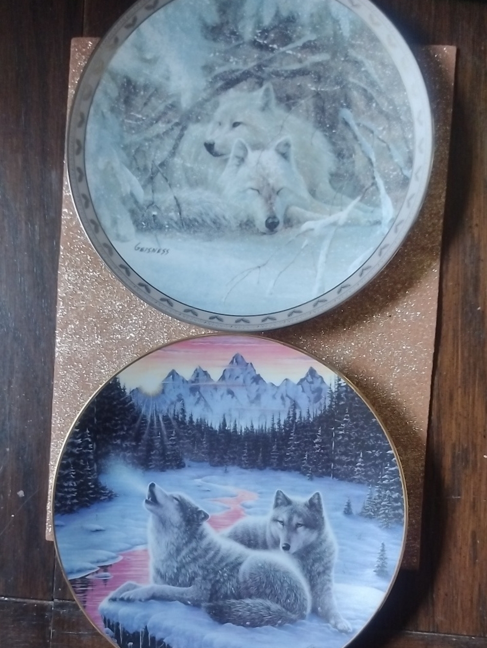 Winter's Dawn From Call Of The North, Winter Lullaby Wolf Plate Set Signed